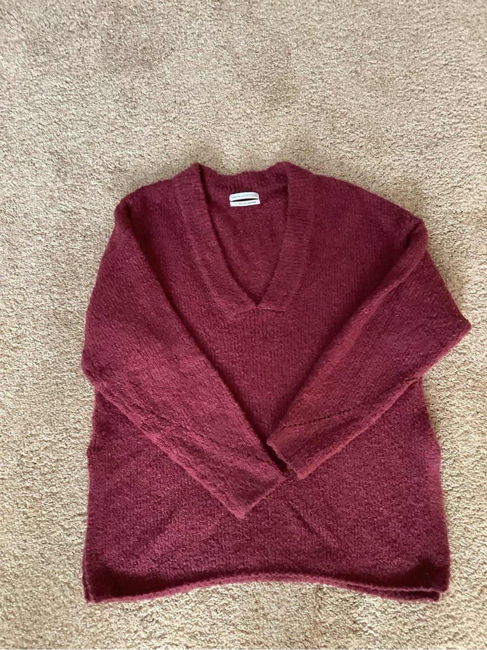 Urban Outfitters Women's V-Neck Sweater in Burgundy